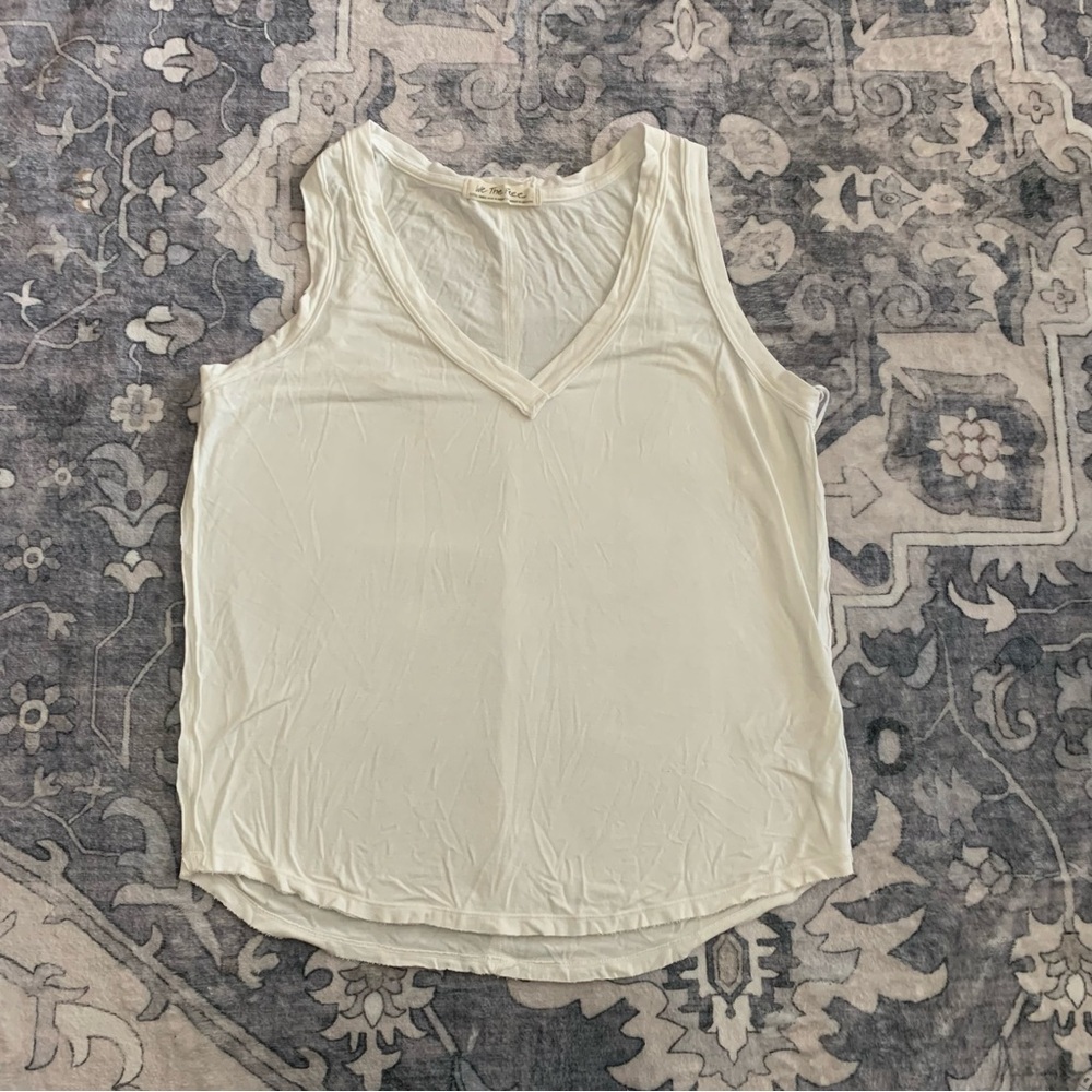 We the Free Moon Dance White V-Neck Tank Size XS
